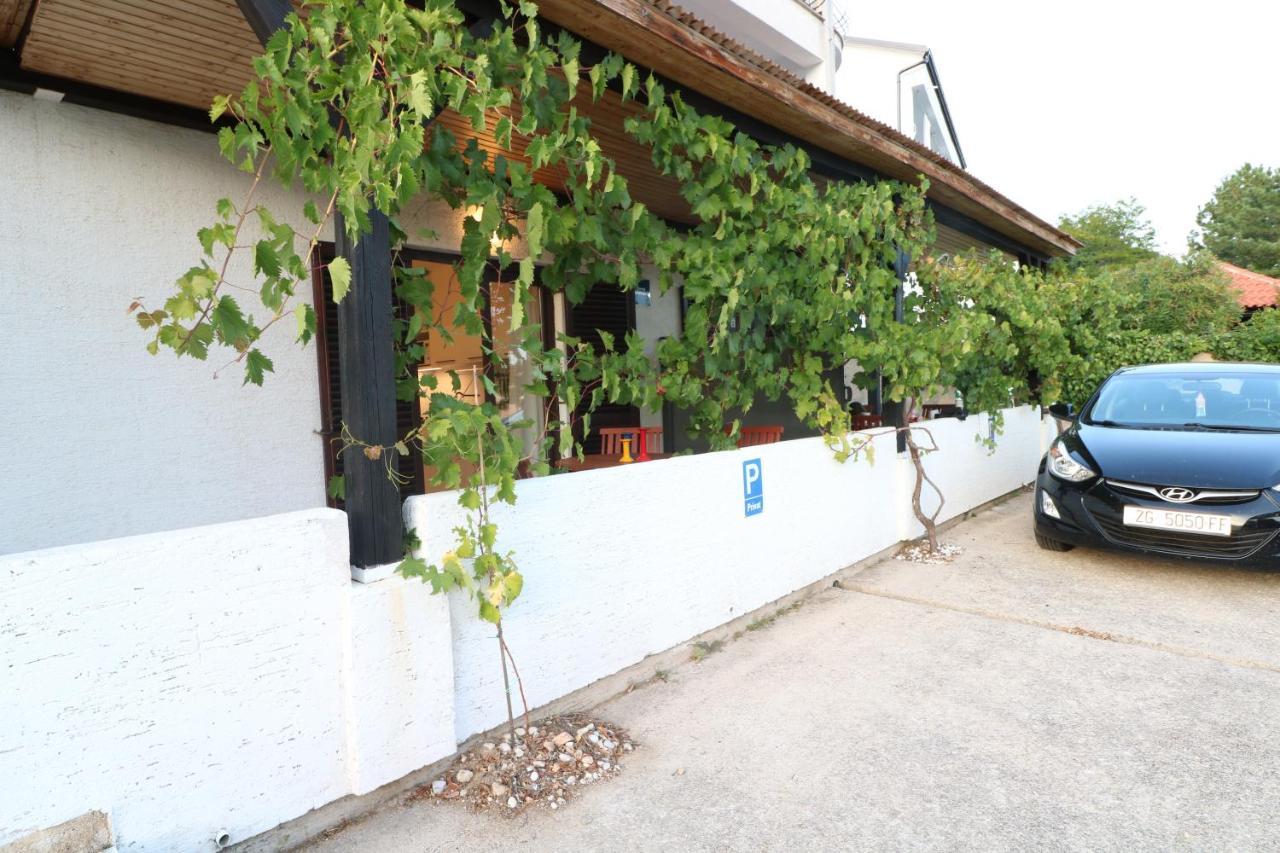 Apartments Vladan With Terrace Baska  Luaran gambar