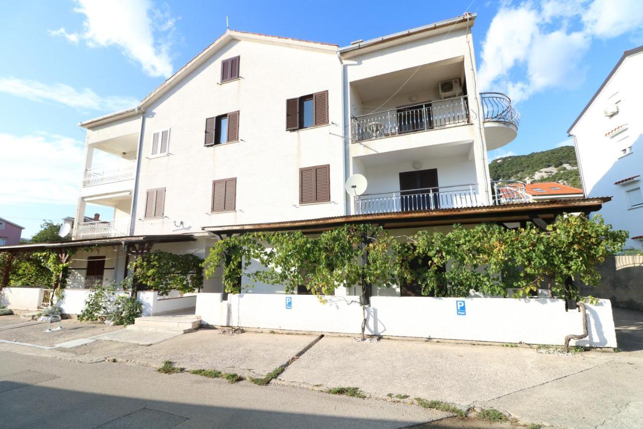 Apartments Vladan With Terrace Baska  Luaran gambar