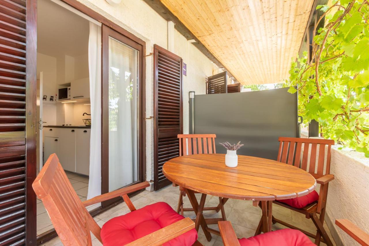 Apartments Vladan With Terrace Baska  Luaran gambar
